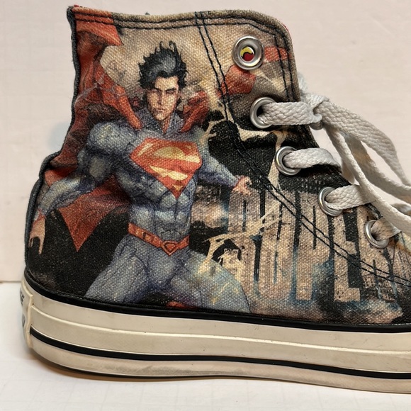 Converse X DC Comics Superman Chuck Taylors 146783C Men's 4 Women's 6 - Picture 2 of 10